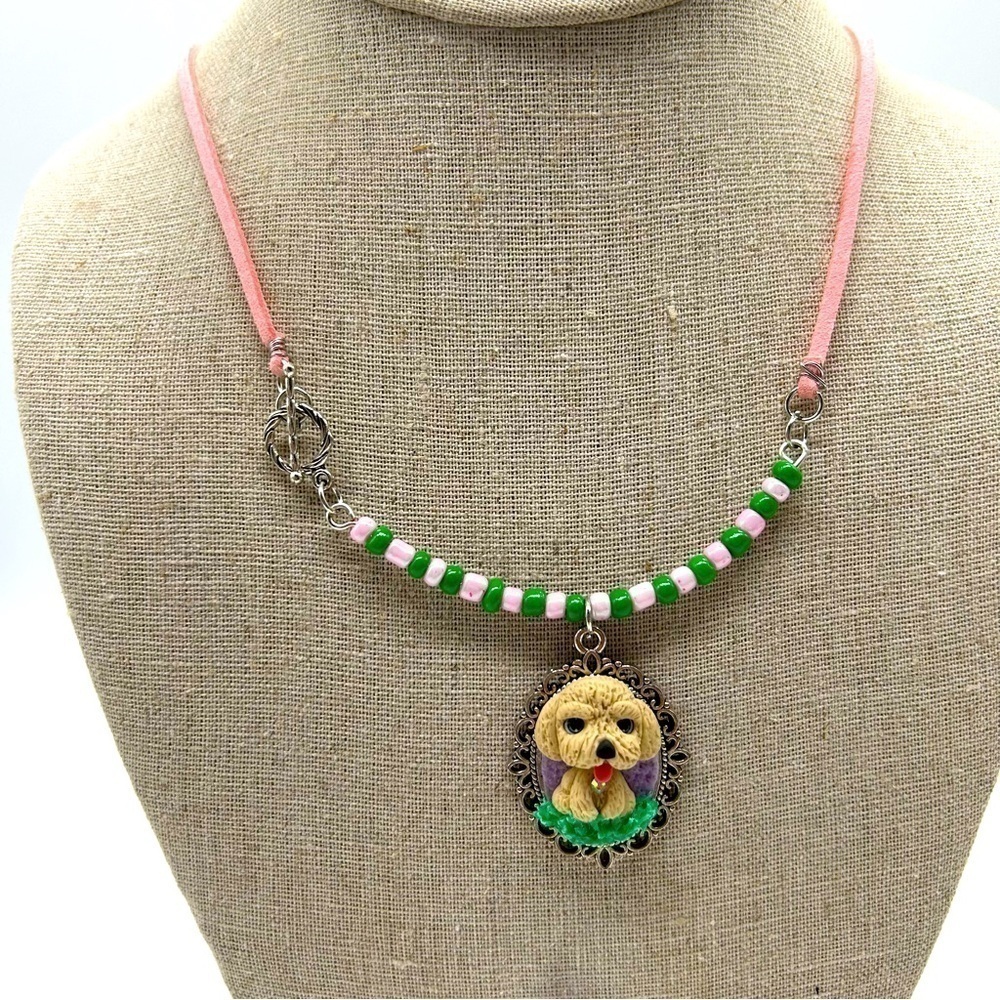 Handmade dog sculpture suede cord chain unisex dog lover’s necklace - Picture 3 of 4